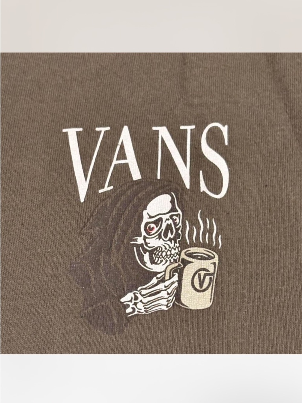 Vans Long Sleeve Tee with Cabin Fireplace Skull Graphic Men’s Medium - Picture 3 of 5